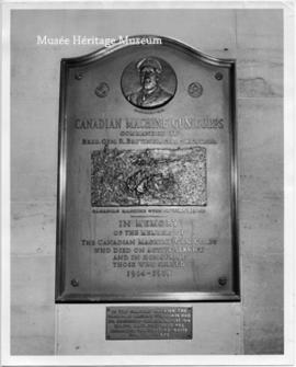 Plaque commemorating Brutinel and the Canadian Machine Gun Brigade