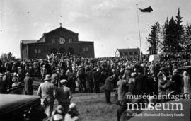 Unveiling of statue